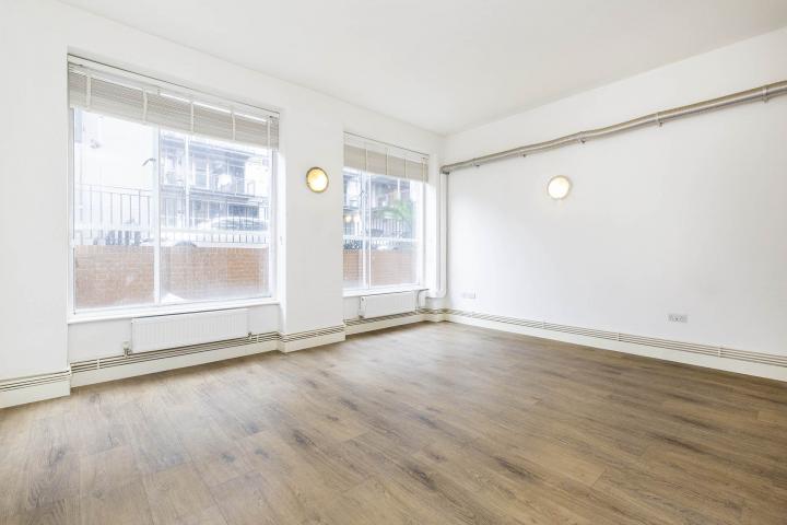 Stunning newly refurbished one bedroom apartment with loft style features Ability Plaza - Kingsland Road, Dalston / Haggerston